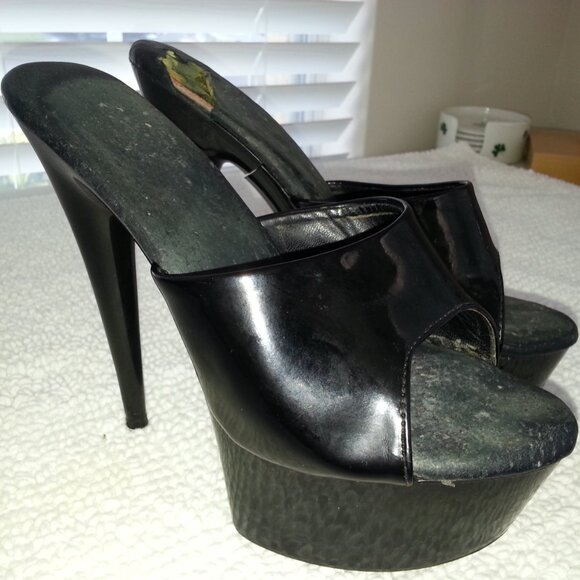 Pleaser Shoes - Black Pleaser Dancer Heels Platforms Worn